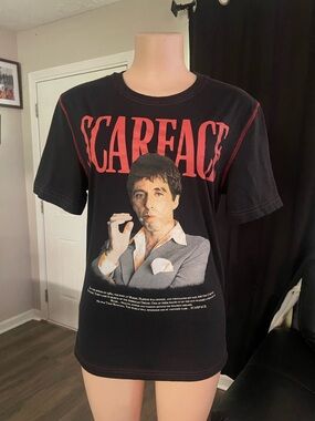 Scarface Graphic Men's Black T-Shirt medium iconic movie y2k